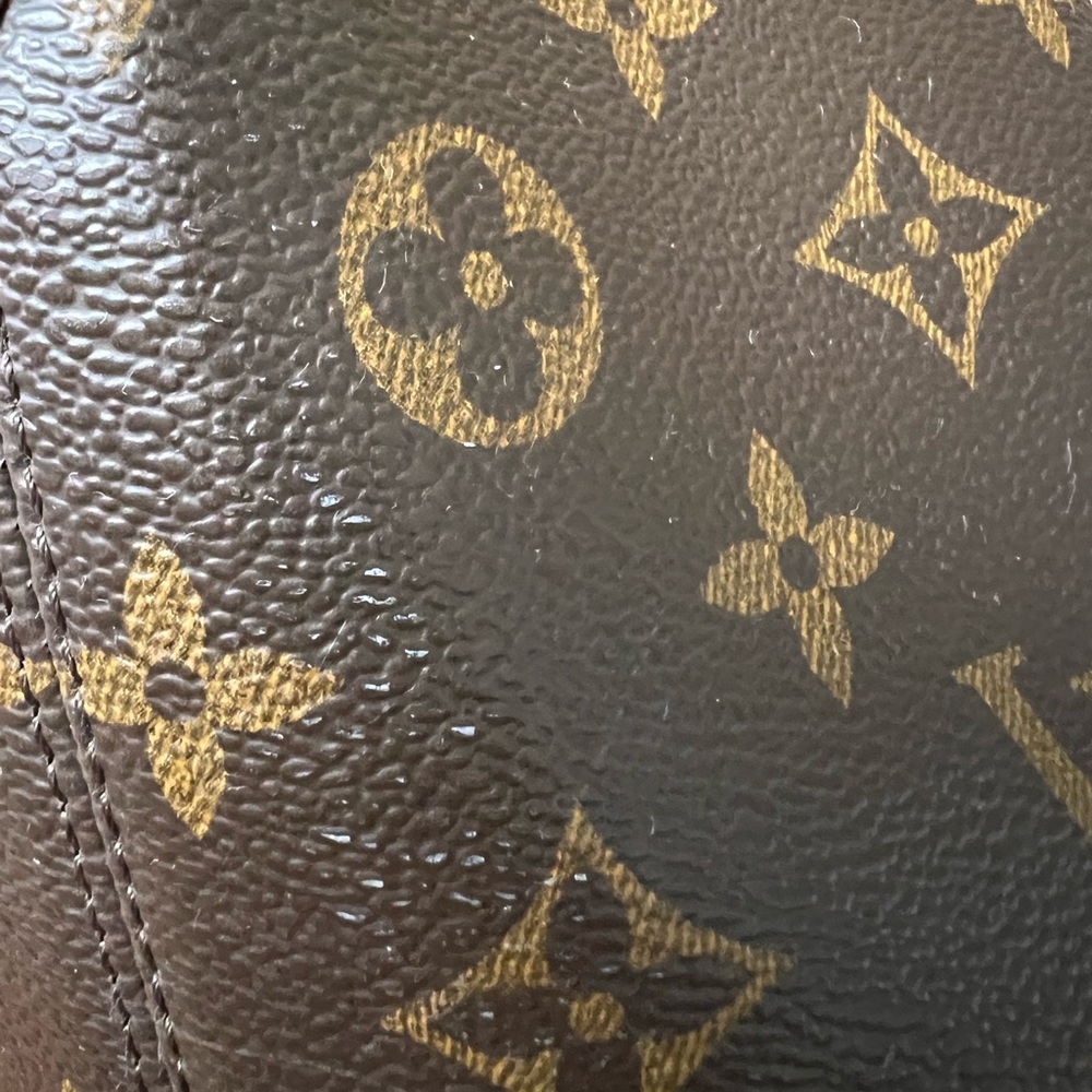 Authentic Vintage Louis Vuitton Monogram Ellipse PM Handbag - Picture 13 of 17